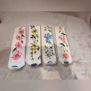 Vintage Floral Embroidered Handkerchief Set made in Switzerland